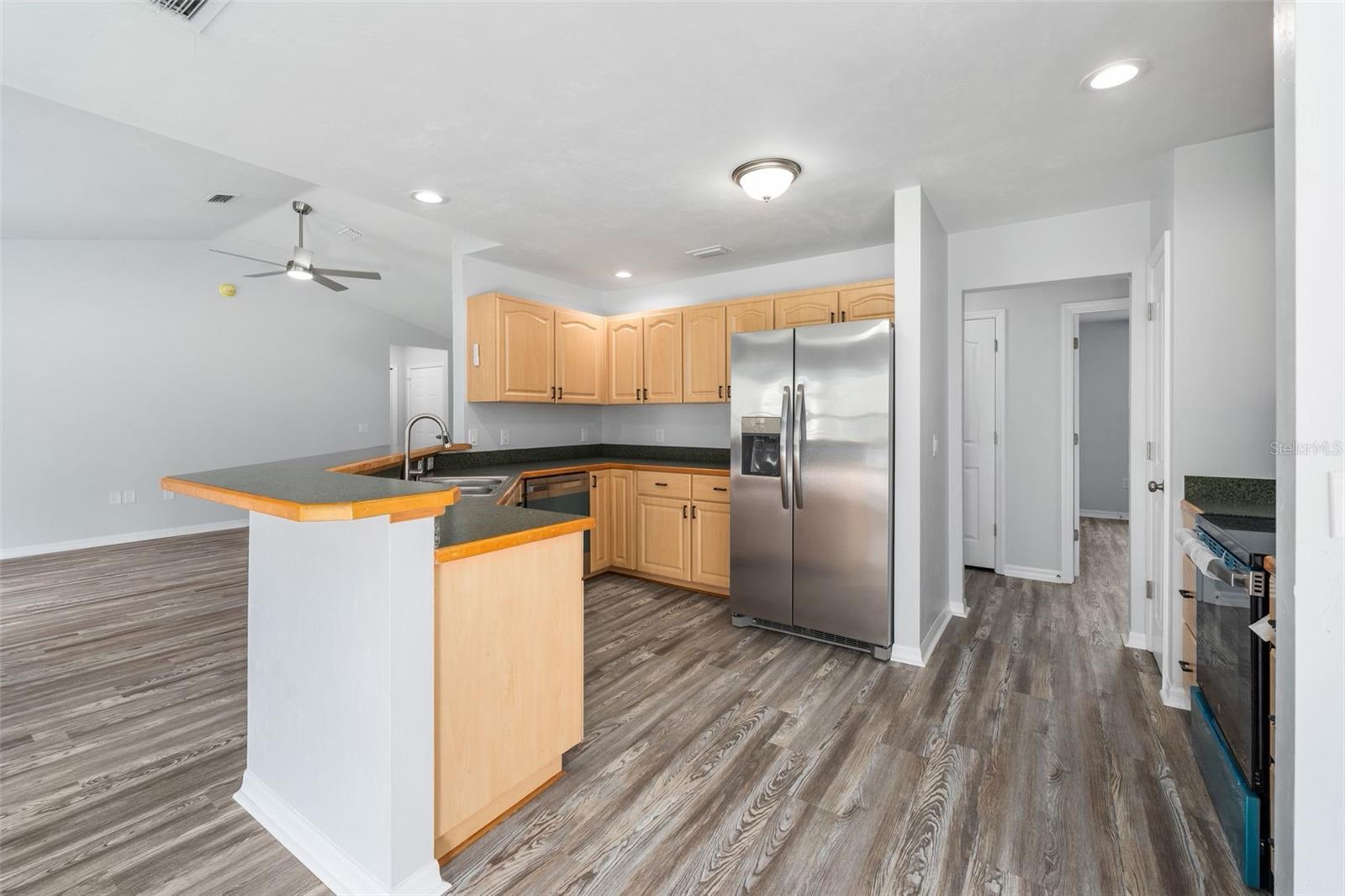 SANTA FE STATION PH 1 - Residential