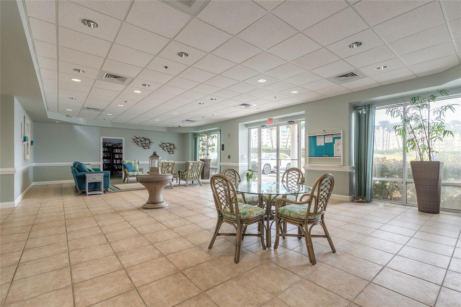 HARBOUR VILLAGE CONDO - Residential