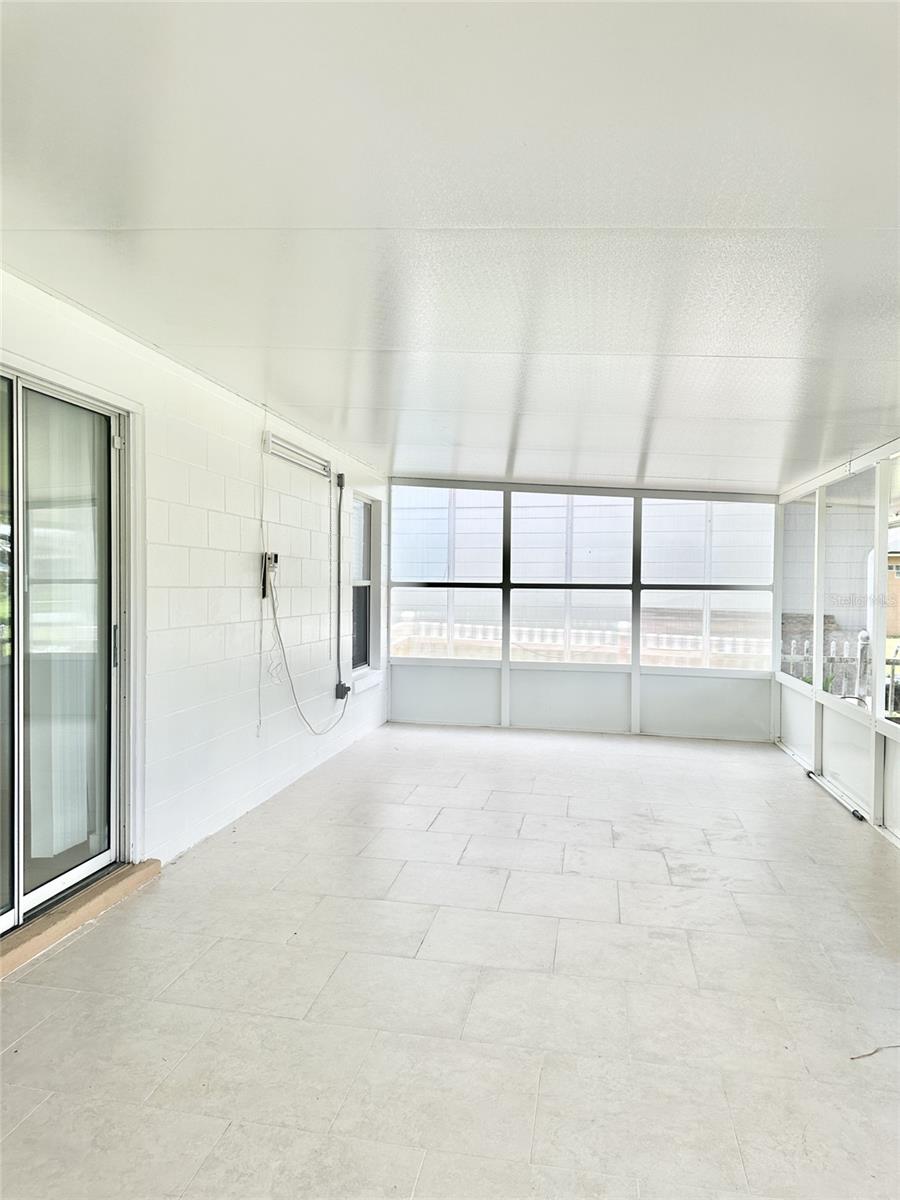 SUTTON RIDGE PH 03 - Residential Lease