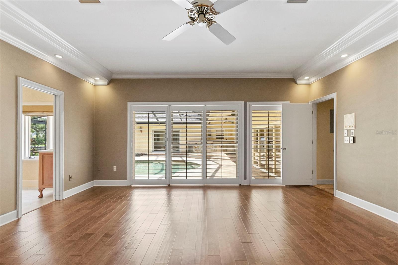 AVILA UNIT 1 - Residential