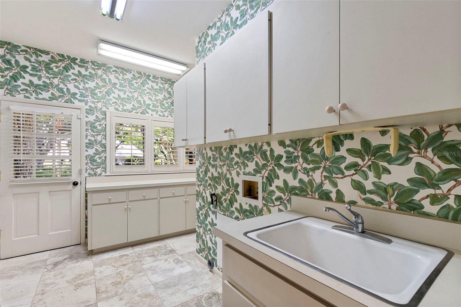 AVILA UNIT 1 - Residential