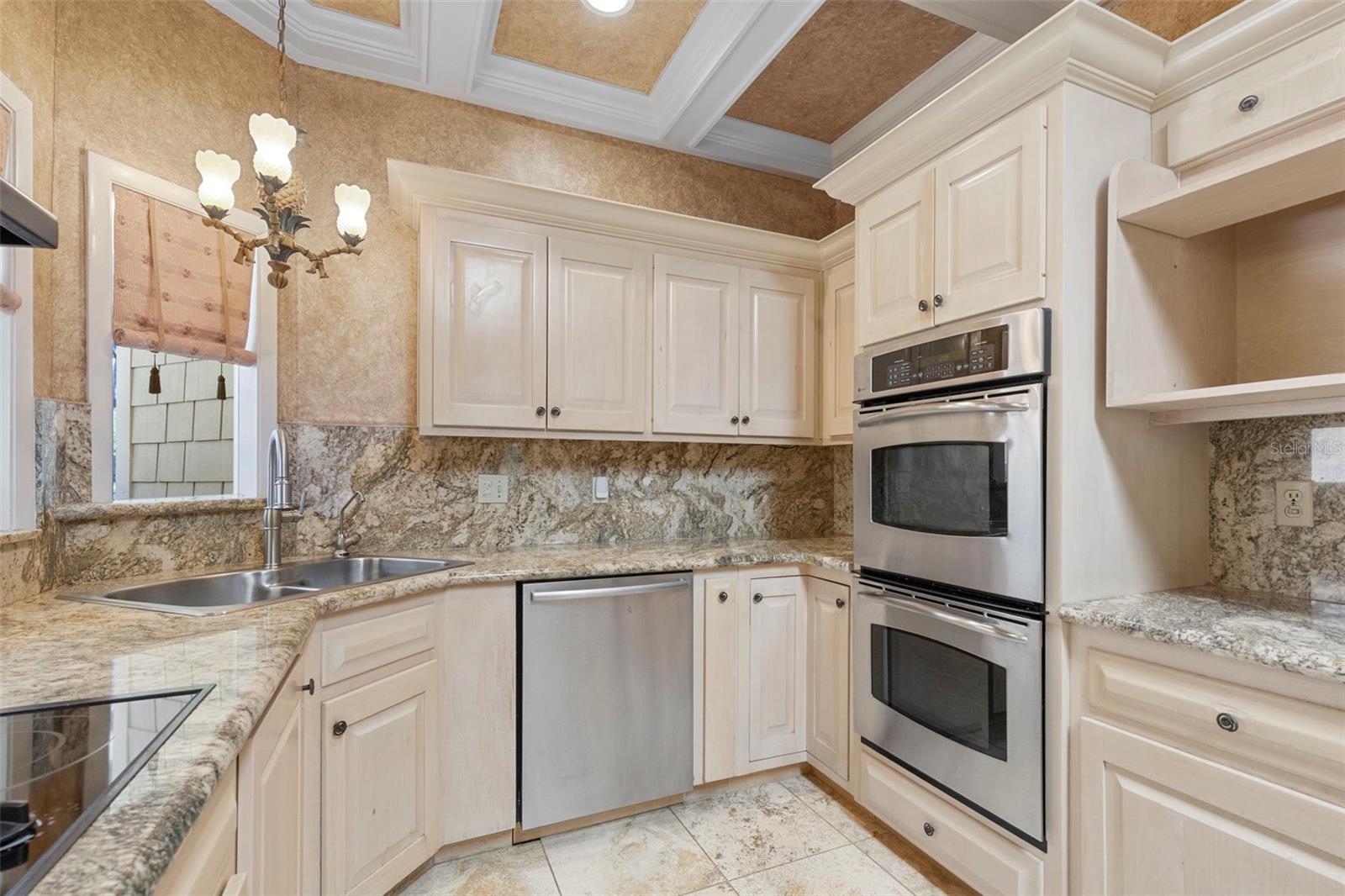 AVILA UNIT 1 - Residential