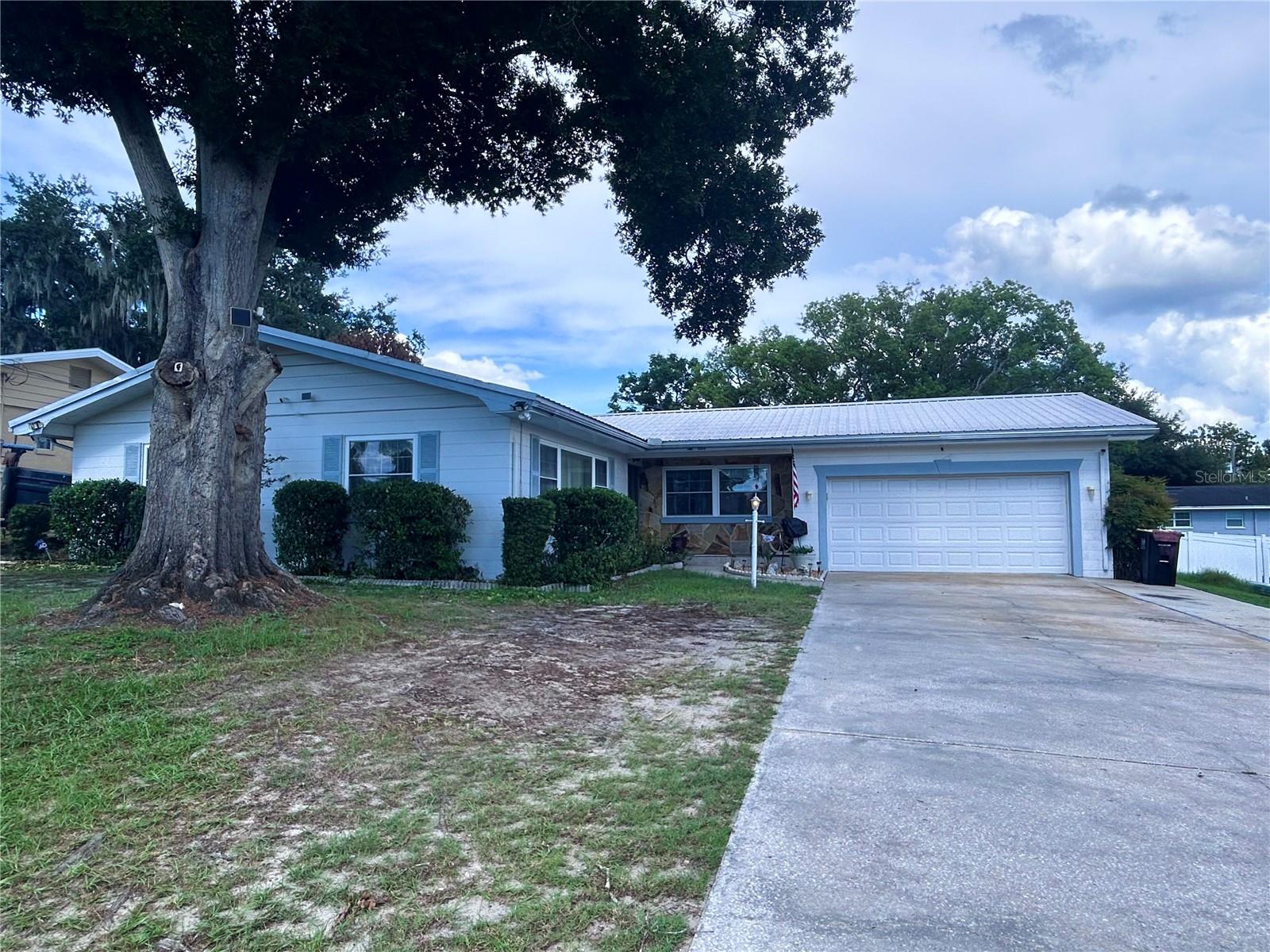 SOUTHEAST TERRACE - Residential
