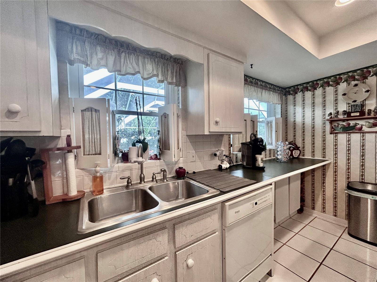 SOUTHEAST TERRACE - Residential
