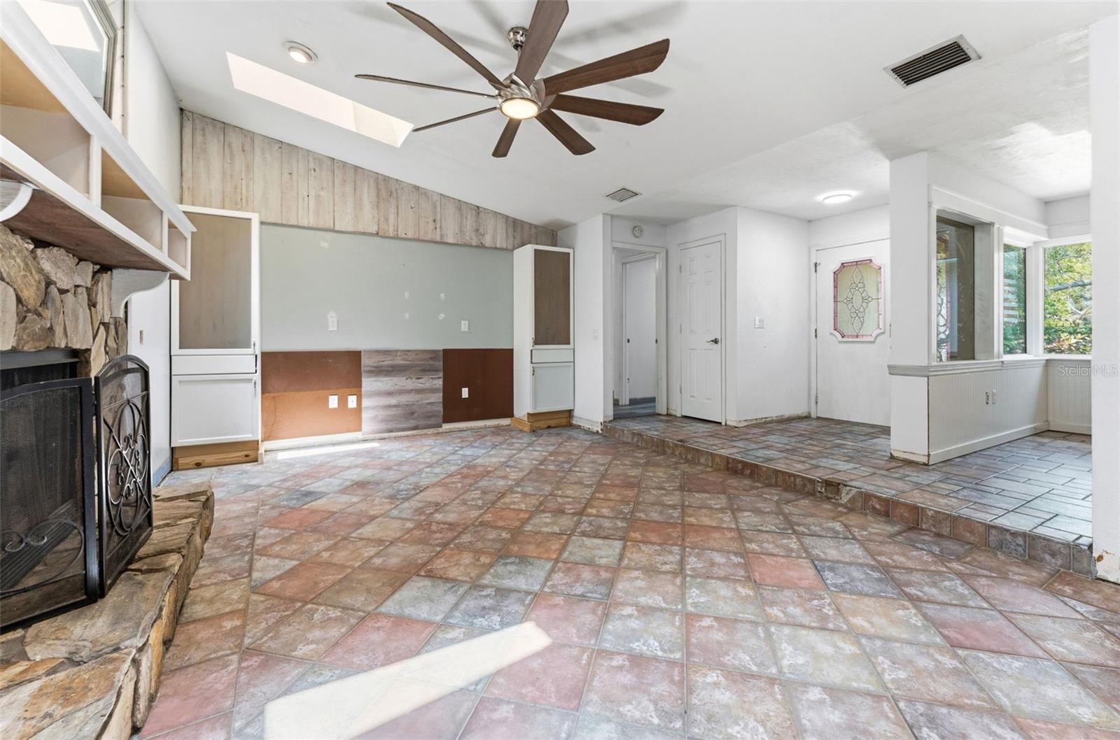 RED OAK HILLS - Residential