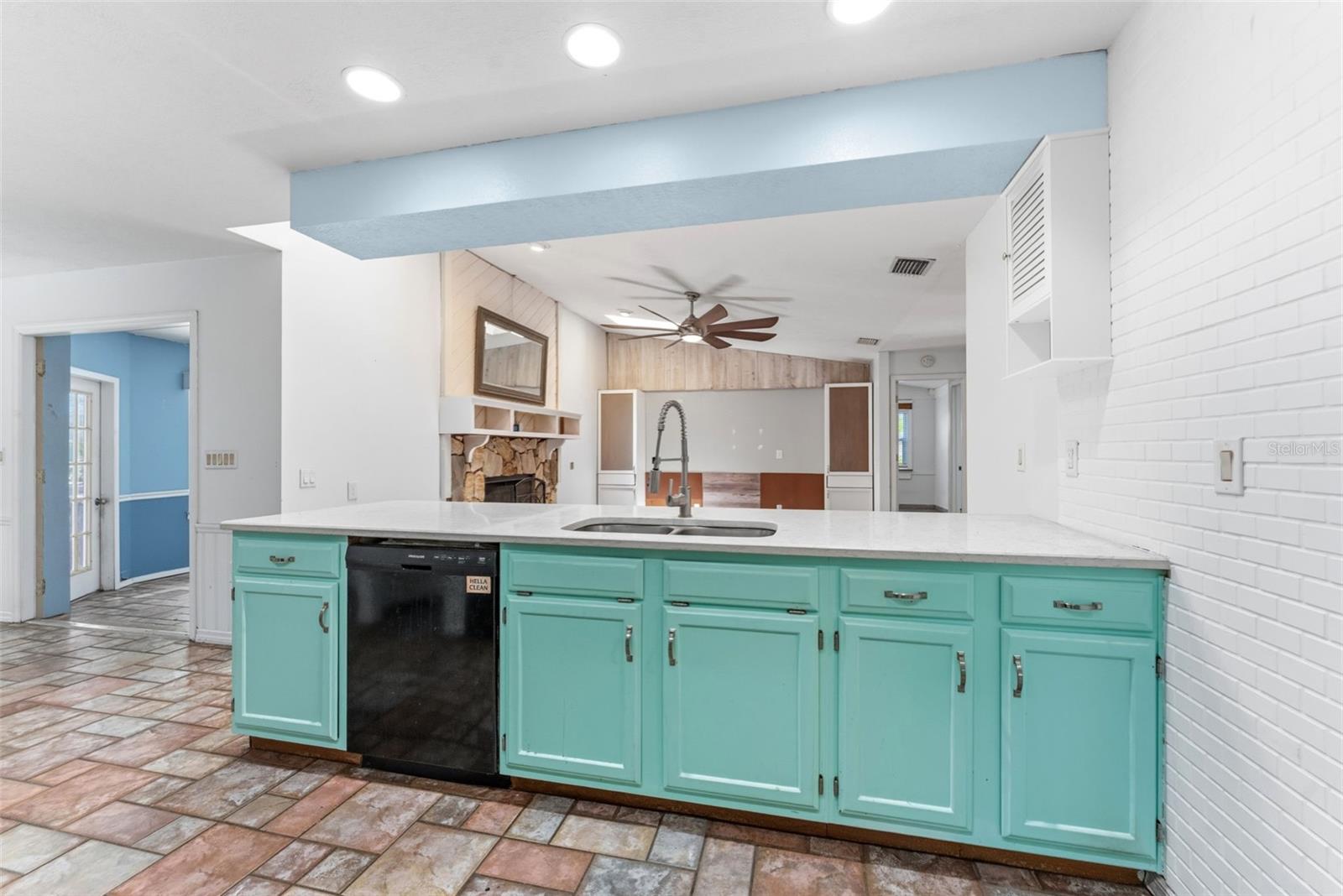 RED OAK HILLS - Residential