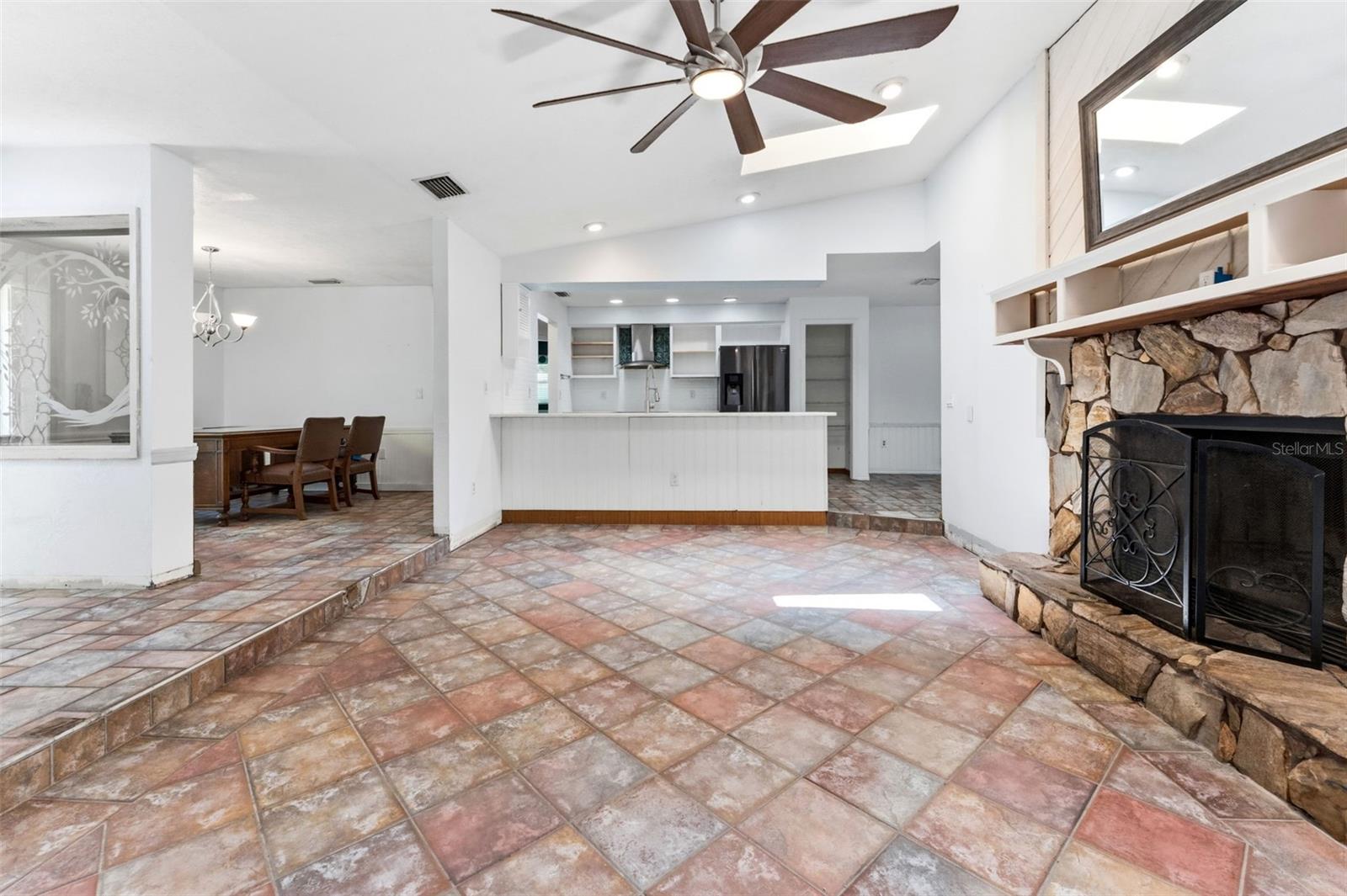 RED OAK HILLS - Residential