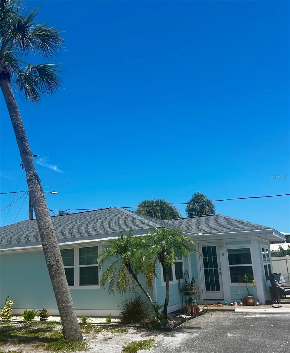 TIKI ON THE BAY - Residential