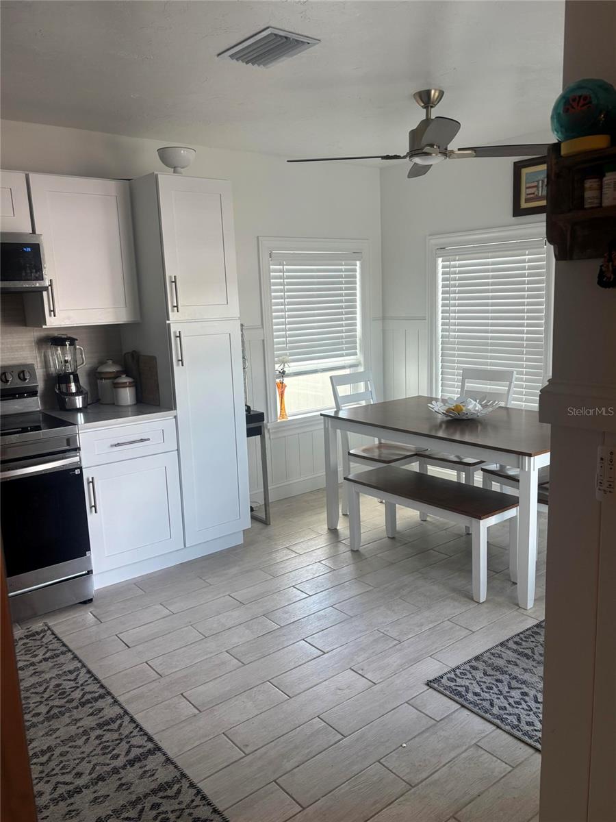 TIKI ON THE BAY - Residential