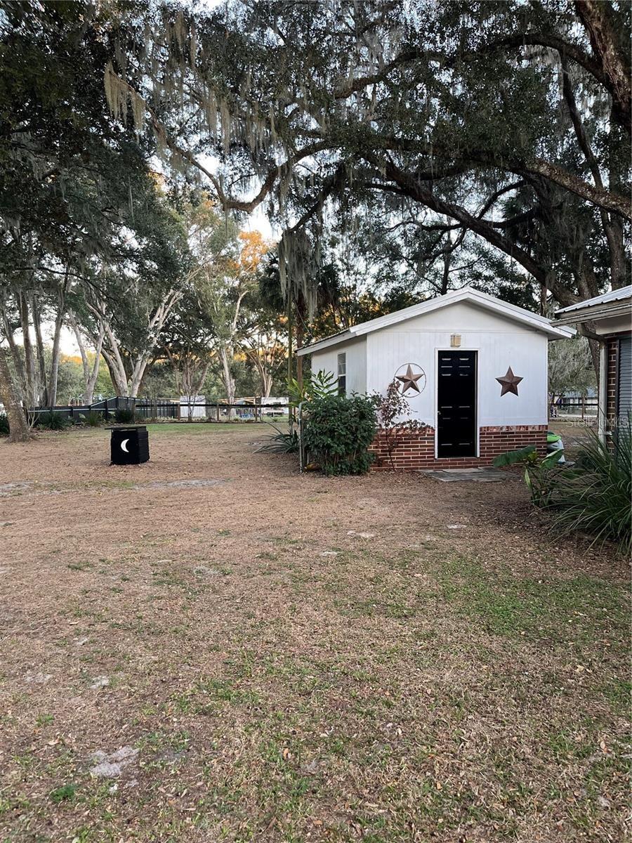 MEADOWBROOK RANCHES - Residential