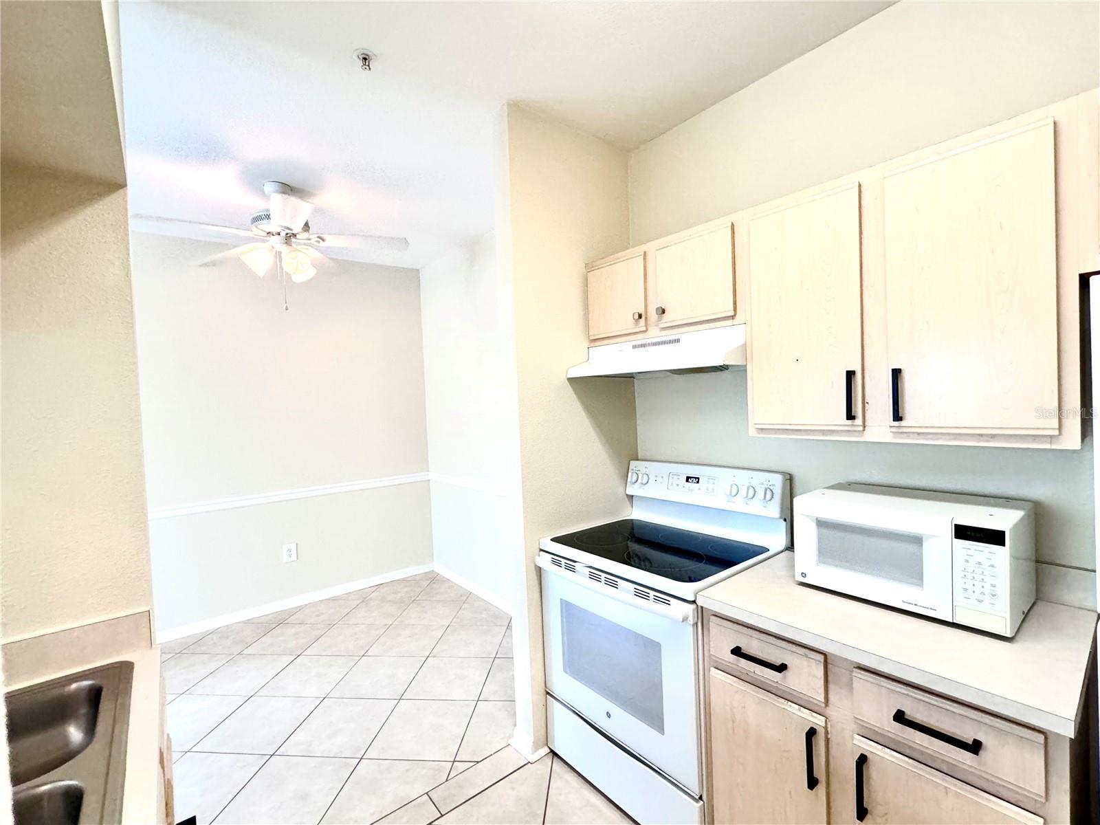 AVALON OF CLEARWATER THE CONDO - Residential Lease
