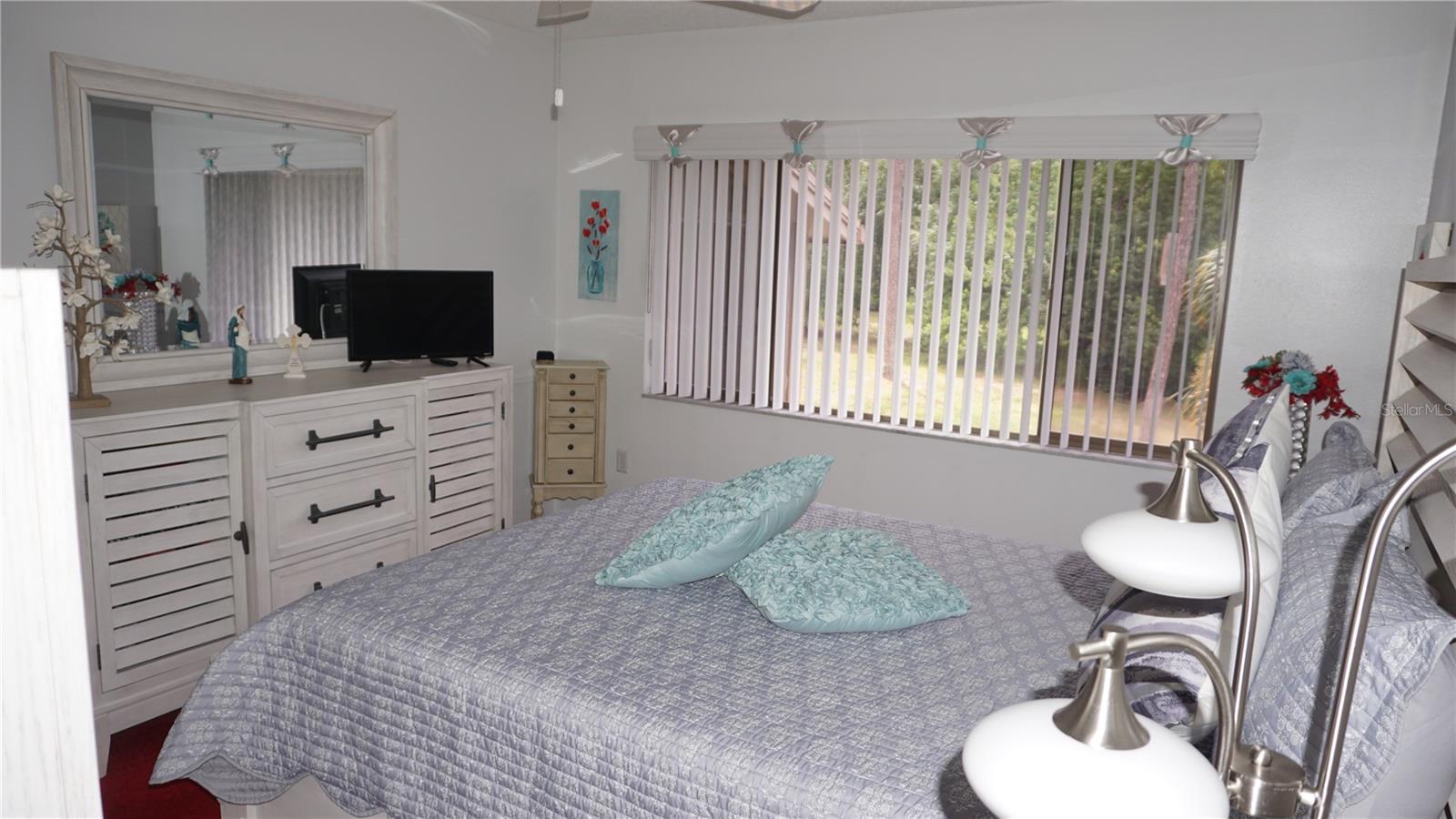 BEACON WOODS VILLAGE - Residential