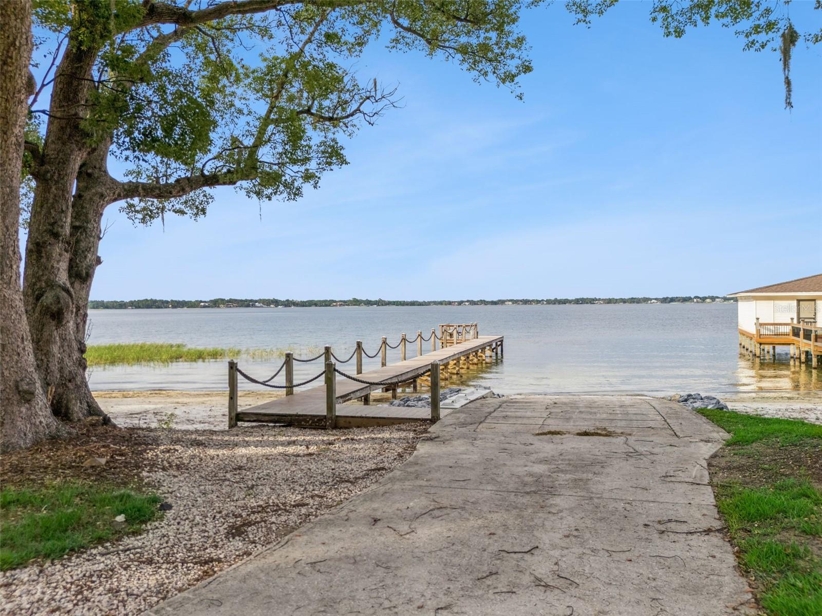 KELSO ON LAKE BUTLER - Residential