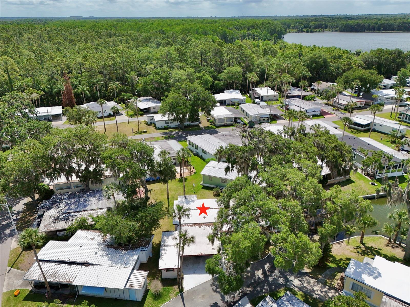 EUSTIS COUNTRY CLUB MANOR MHP UNIT 02A - Residential