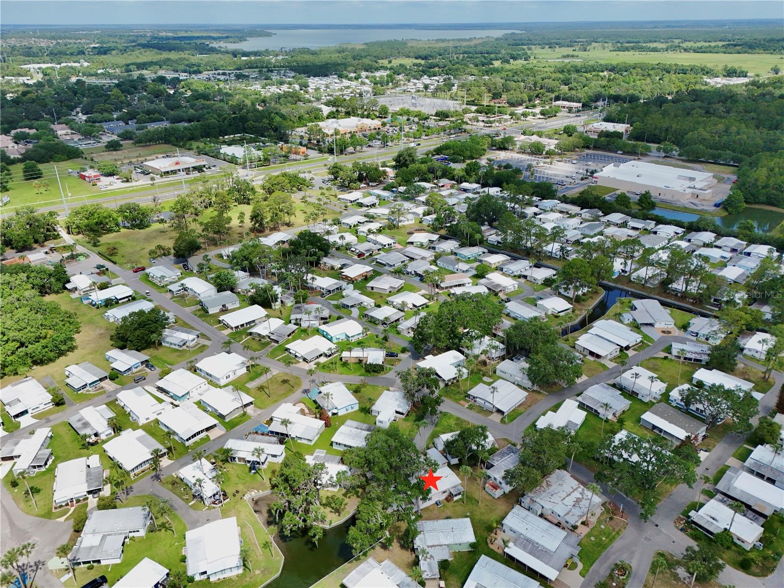 EUSTIS COUNTRY CLUB MANOR MHP UNIT 02A - Residential