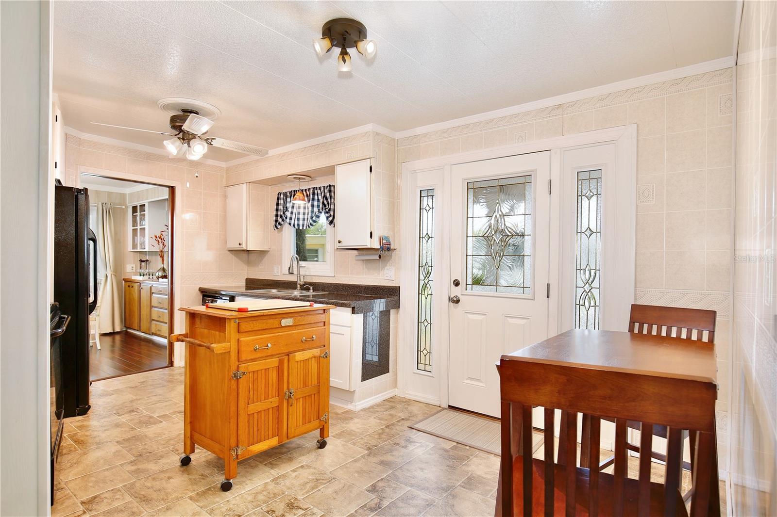 EUSTIS COUNTRY CLUB MANOR MHP UNIT 02A - Residential