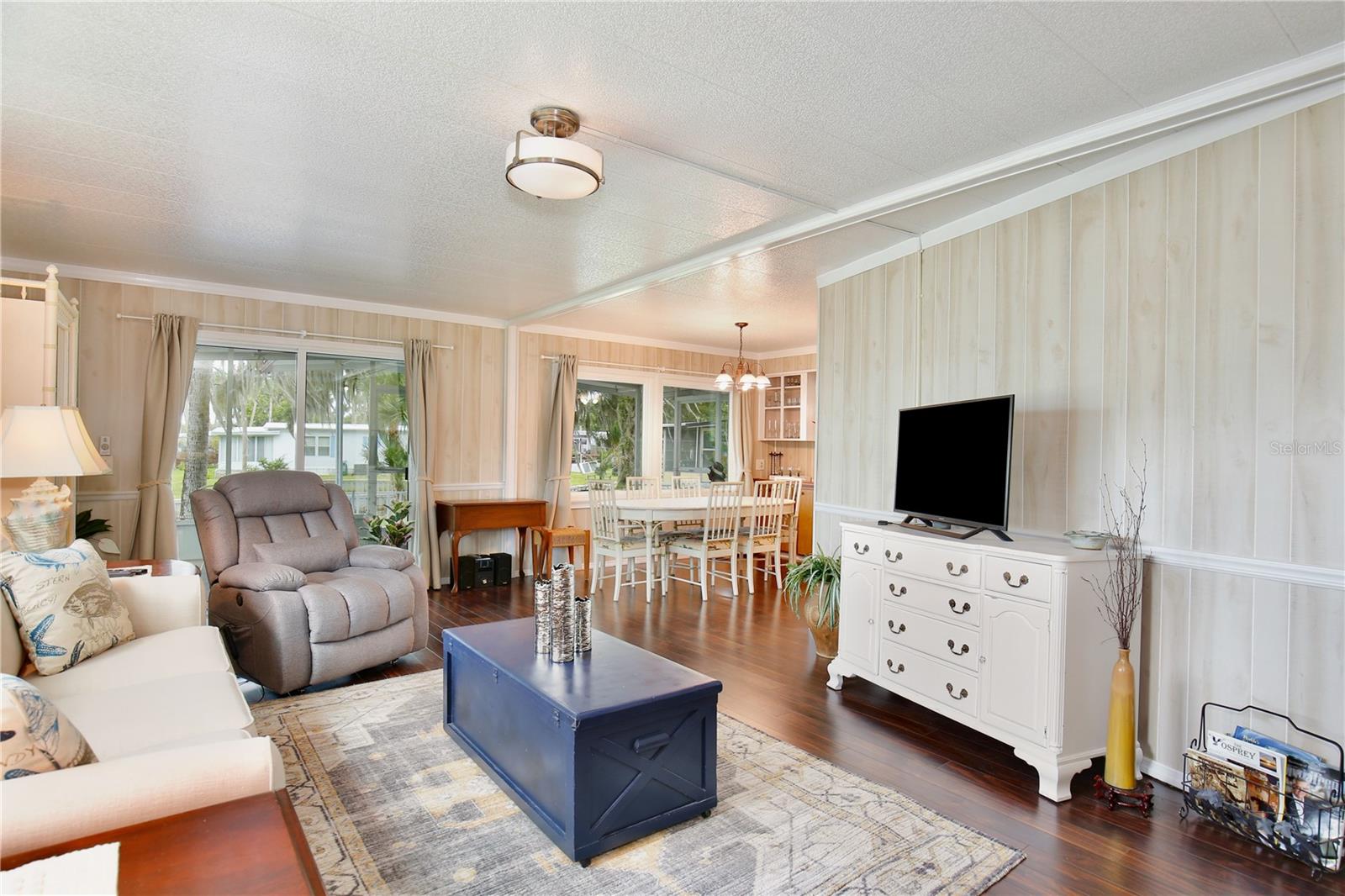 EUSTIS COUNTRY CLUB MANOR MHP UNIT 02A - Residential