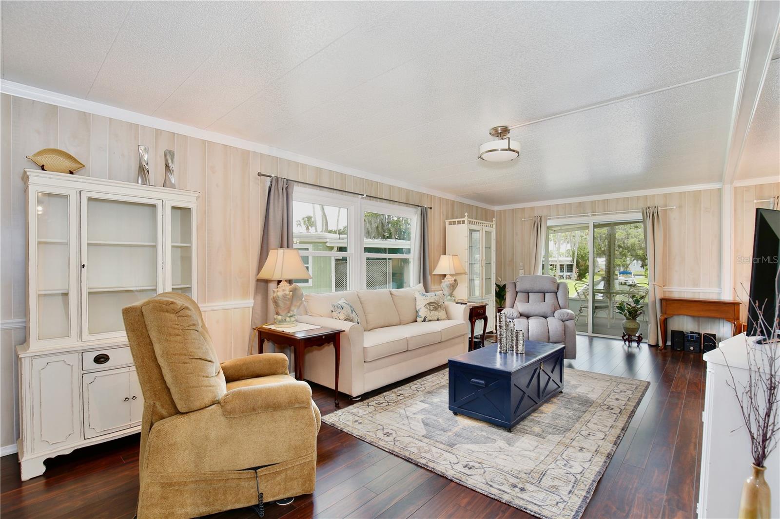 EUSTIS COUNTRY CLUB MANOR MHP UNIT 02A - Residential