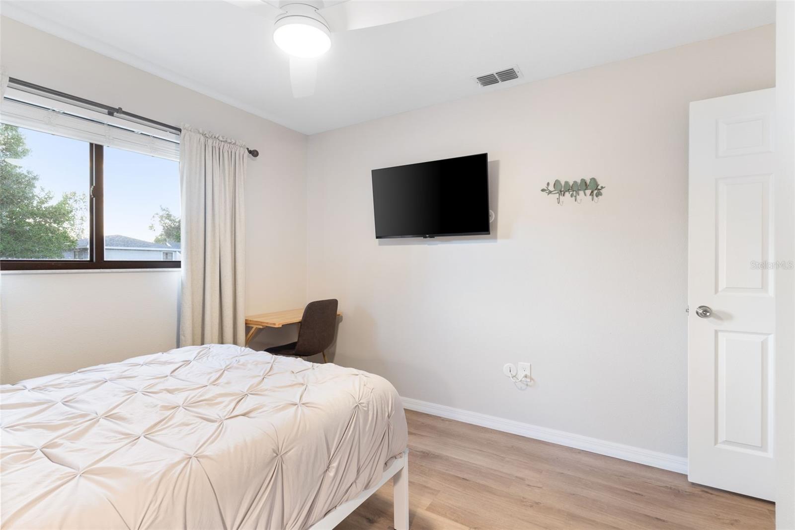 RAINTREE VILLAGE - Residential