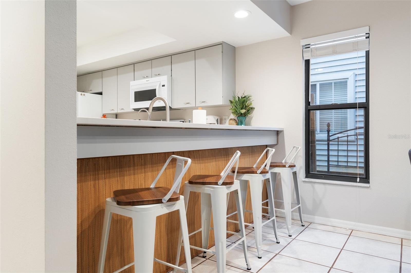 RAINTREE VILLAGE - Residential