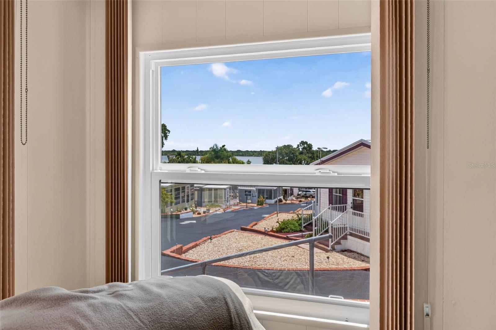 GRIFFWOOD CO-OP - Residential