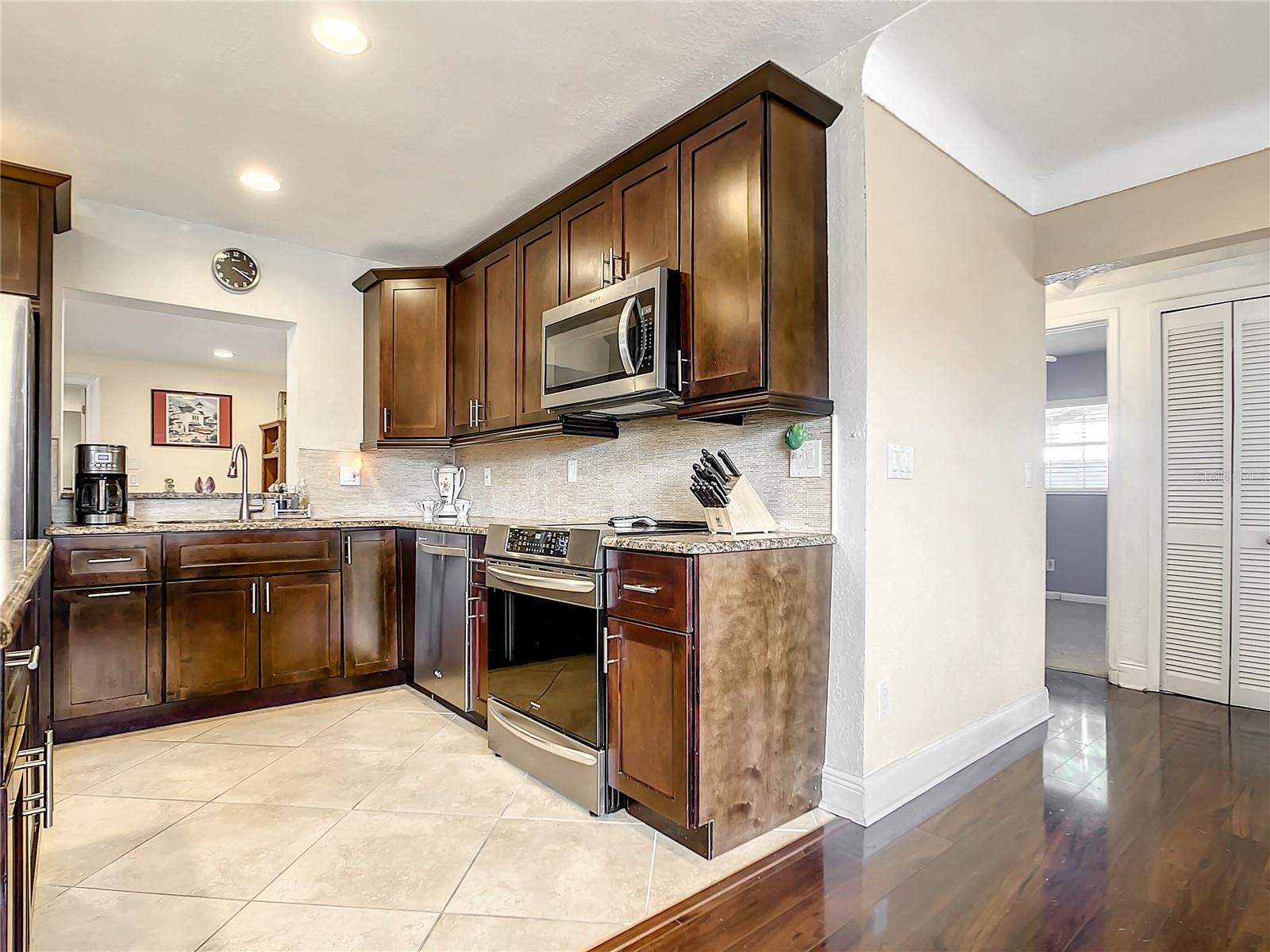 SUNNY MEAD HEIGHTS - Residential