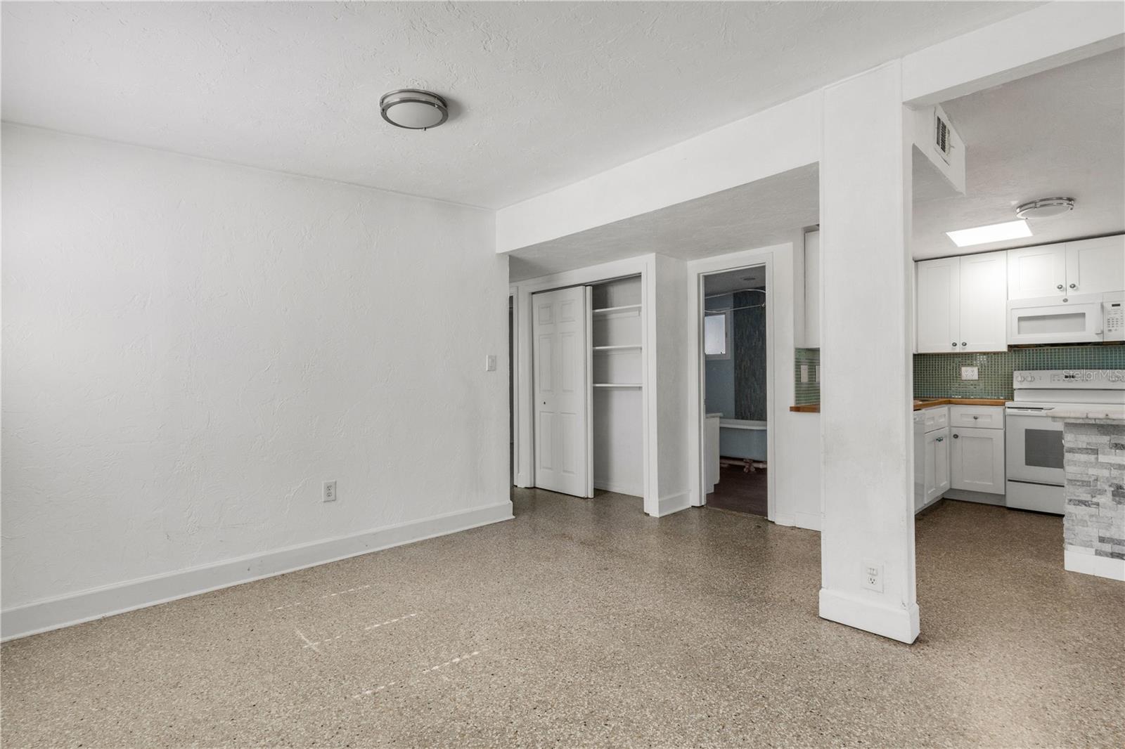 RIDGEWOOD ESTATES ADD 03 RESUB 01 - Residential