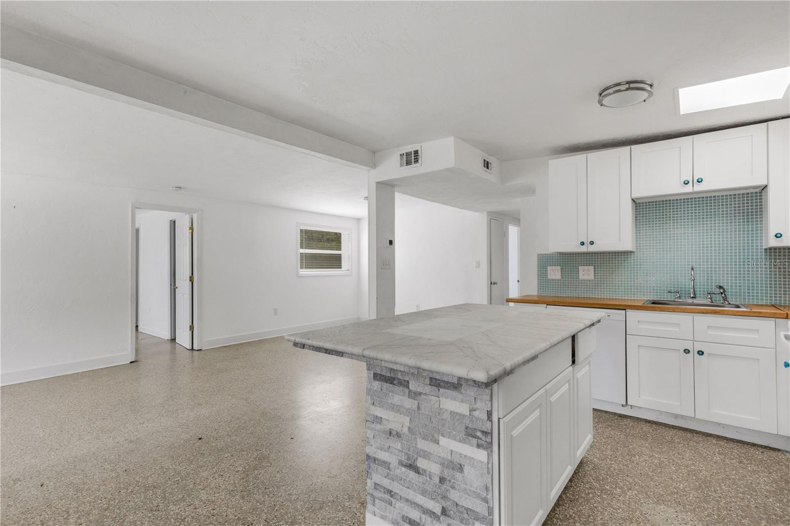 RIDGEWOOD ESTATES ADD 03 RESUB 01 - Residential