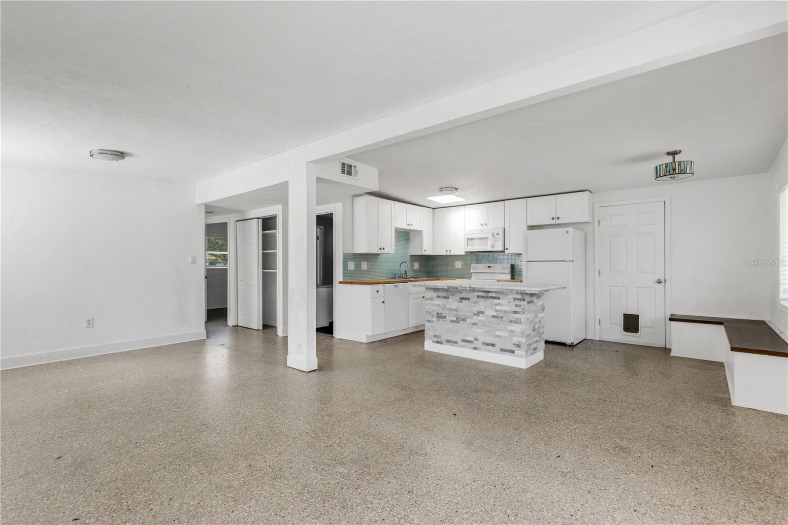 RIDGEWOOD ESTATES ADD 03 RESUB 01 - Residential
