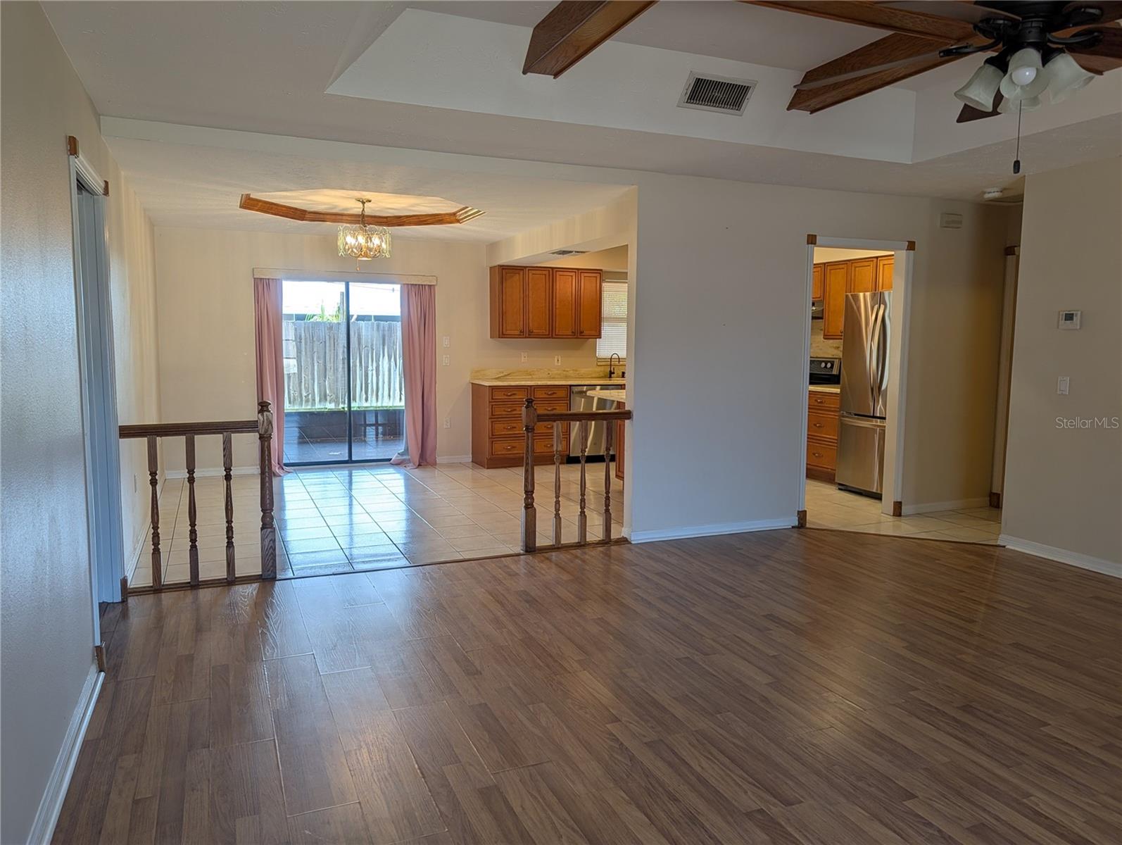 SOUTH VENICE - Residential Lease