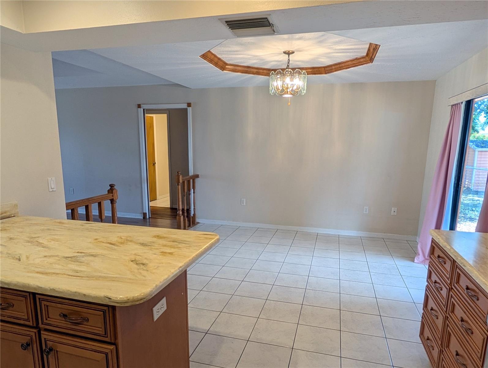 SOUTH VENICE - Residential Lease