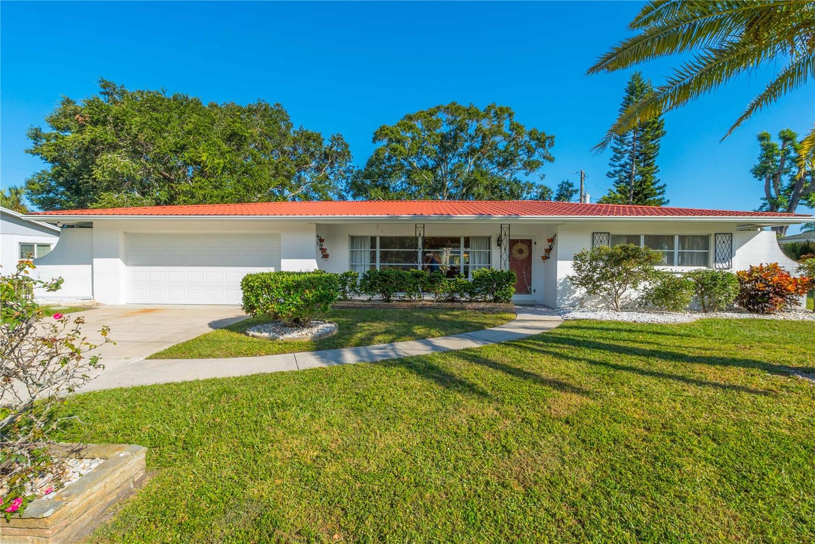 SOUTH GATE - Residential