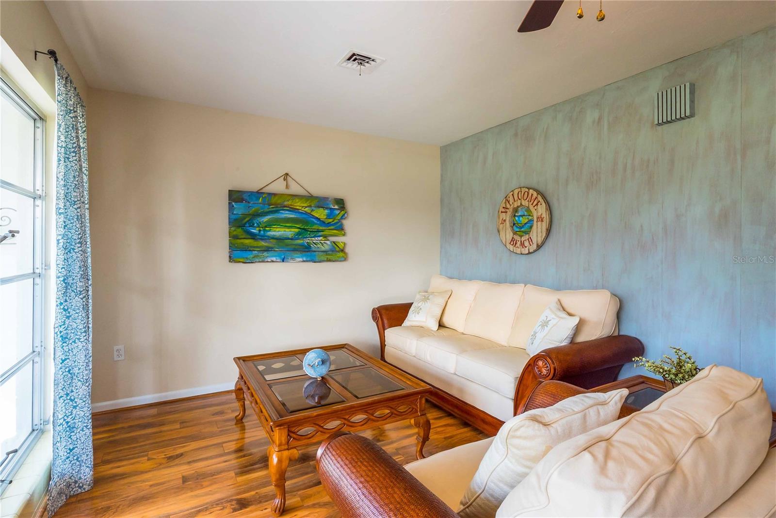 SOUTH GATE - Residential