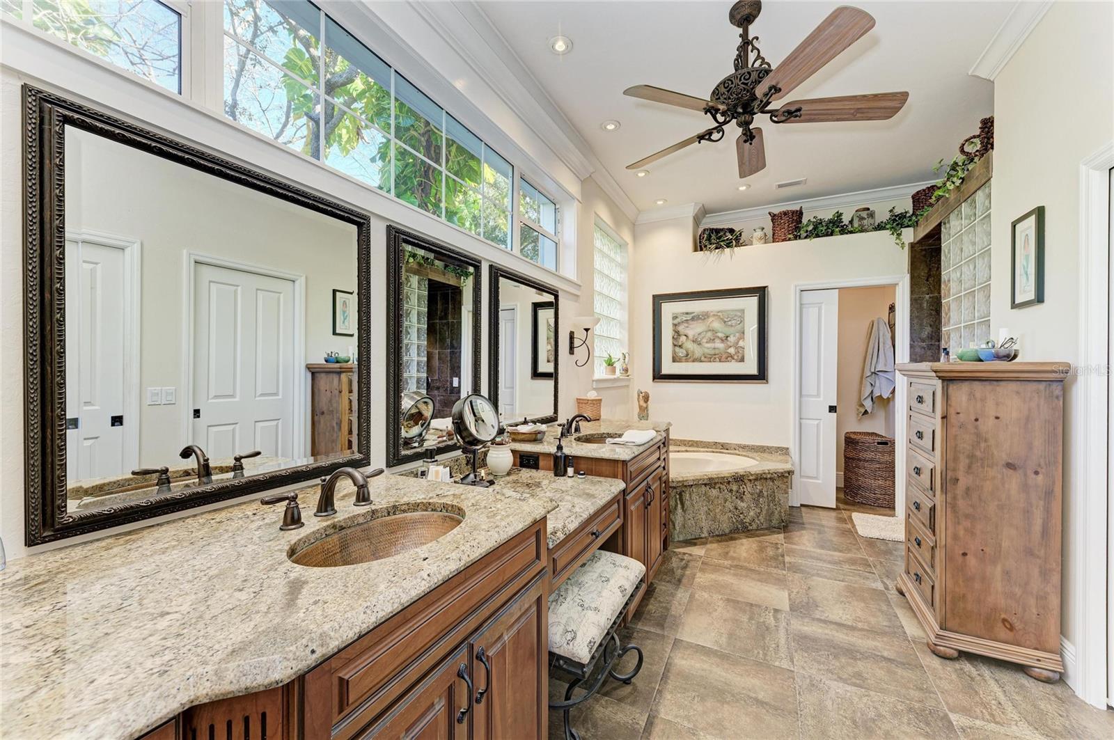 WASHINGTON LOOP - Residential