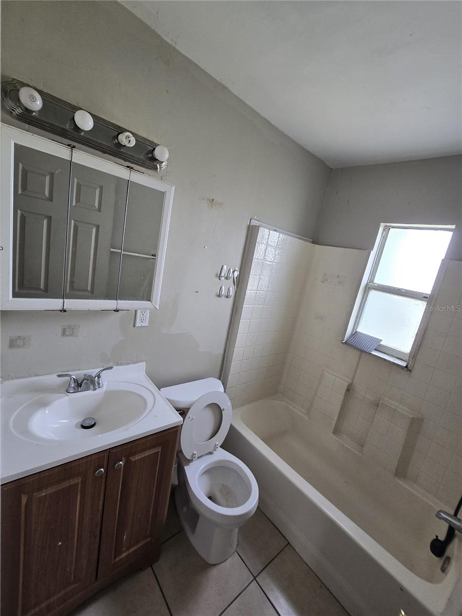 MEDLEY GARDENS - Residential