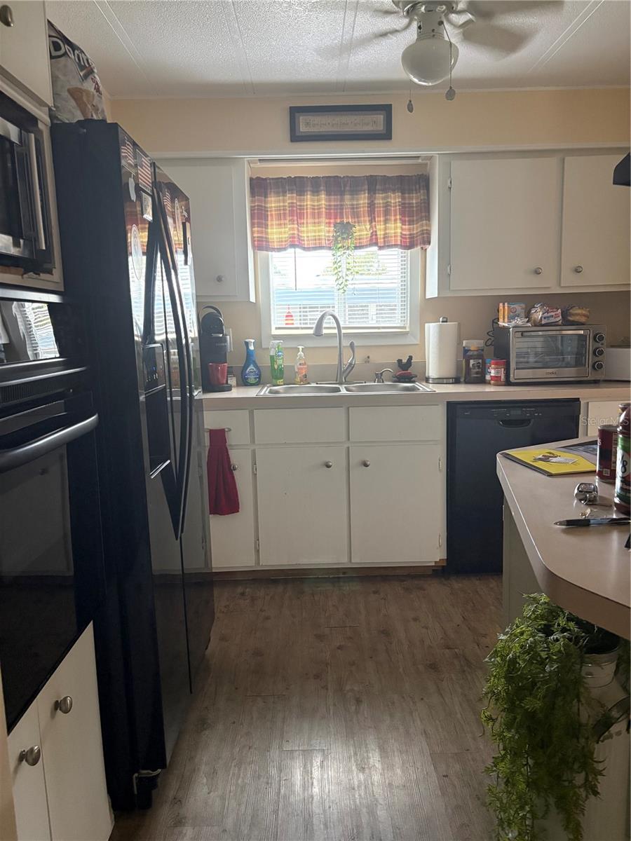 HAWTHORNE AT LEESBURG - Residential