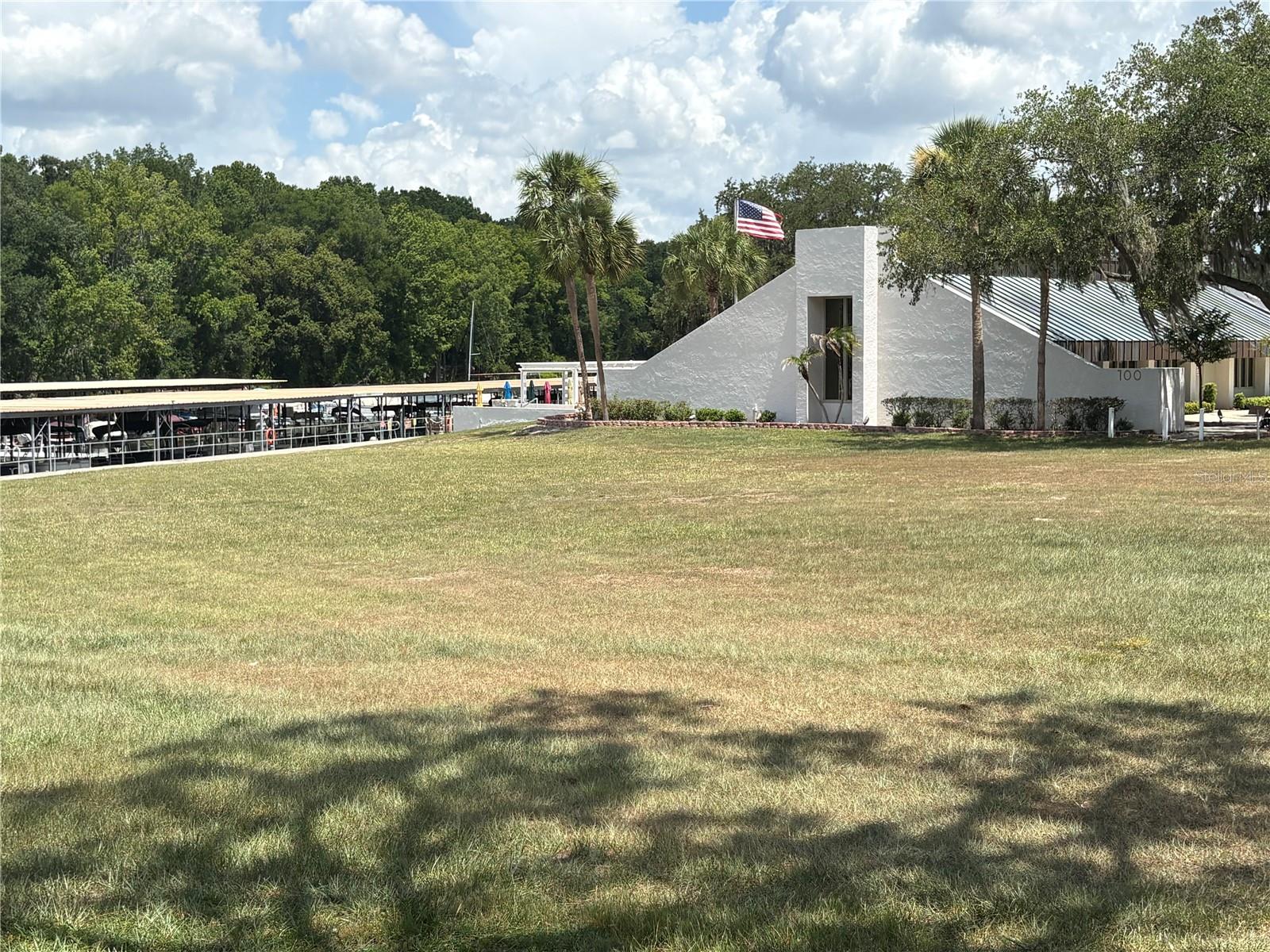 HAWTHORNE AT LEESBURG - Residential