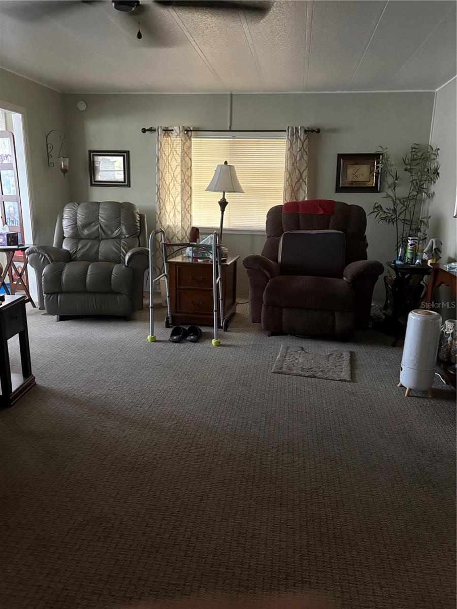 HAWTHORNE AT LEESBURG - Residential