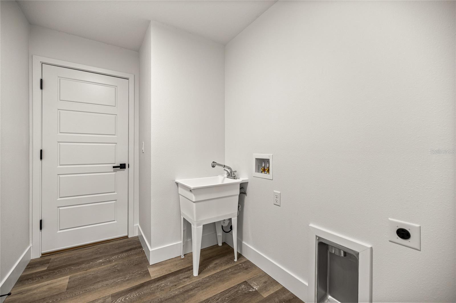 SILVER SPGS SHORES UN 17 - Residential
