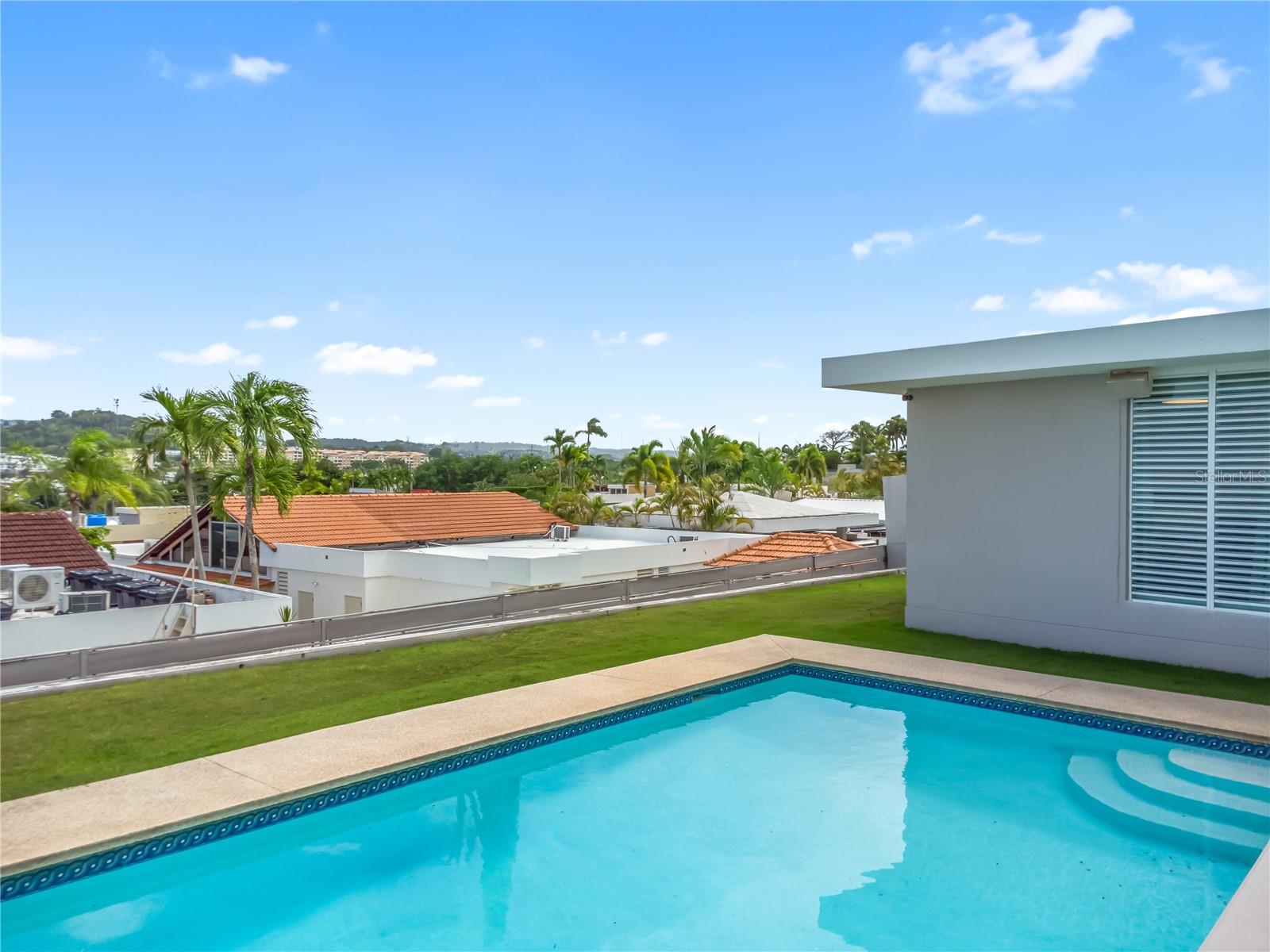 LA VILLA DE TORRIMAR 236, REY FERNANDO, GUAYNABO - Residential