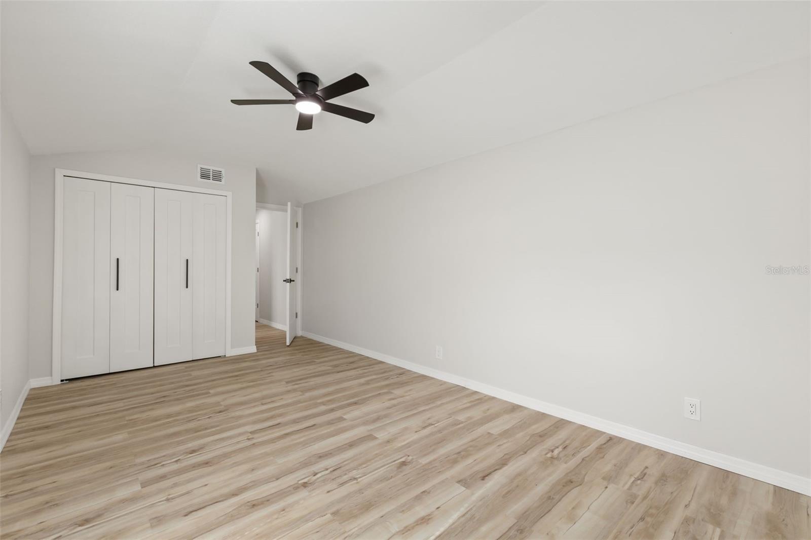 FLORIDA LAKE PARK PROP INC - Residential