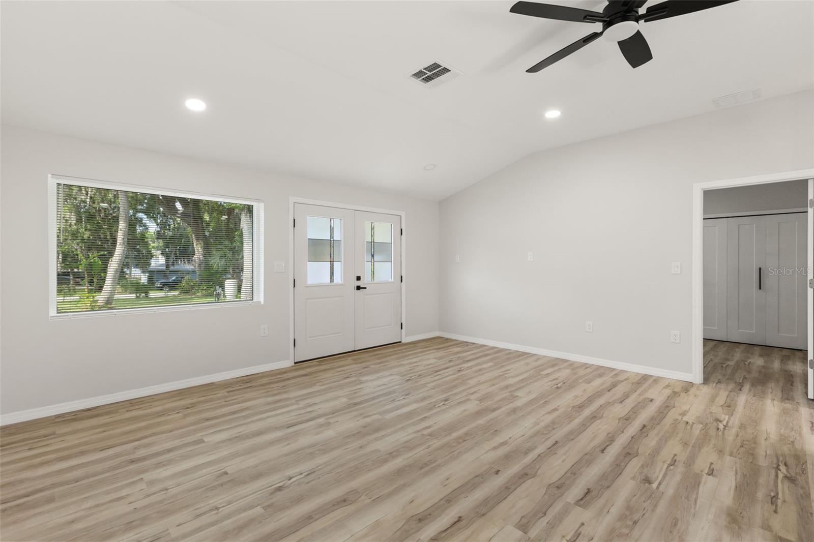FLORIDA LAKE PARK PROP INC - Residential