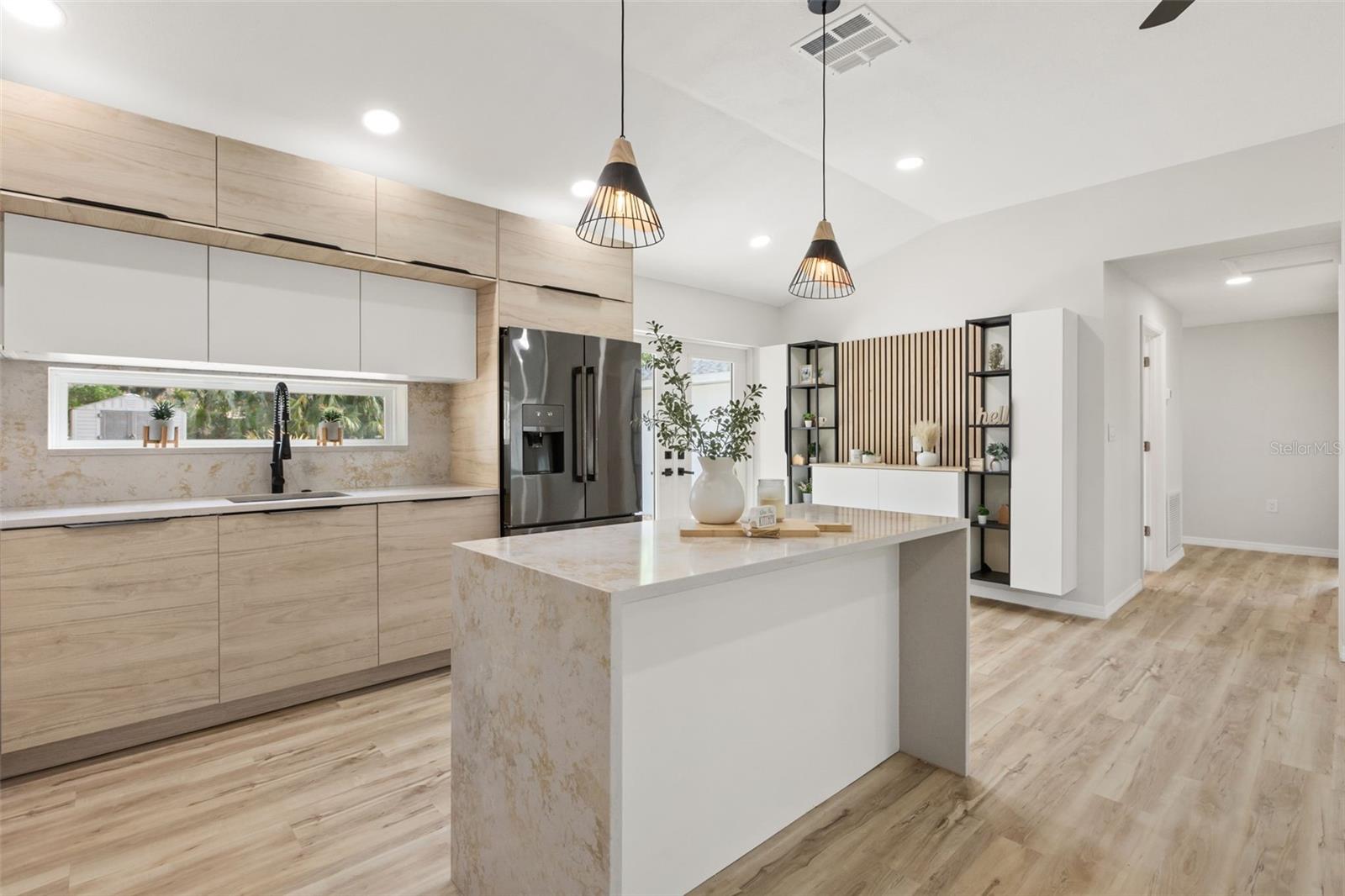 FLORIDA LAKE PARK PROP INC - Residential