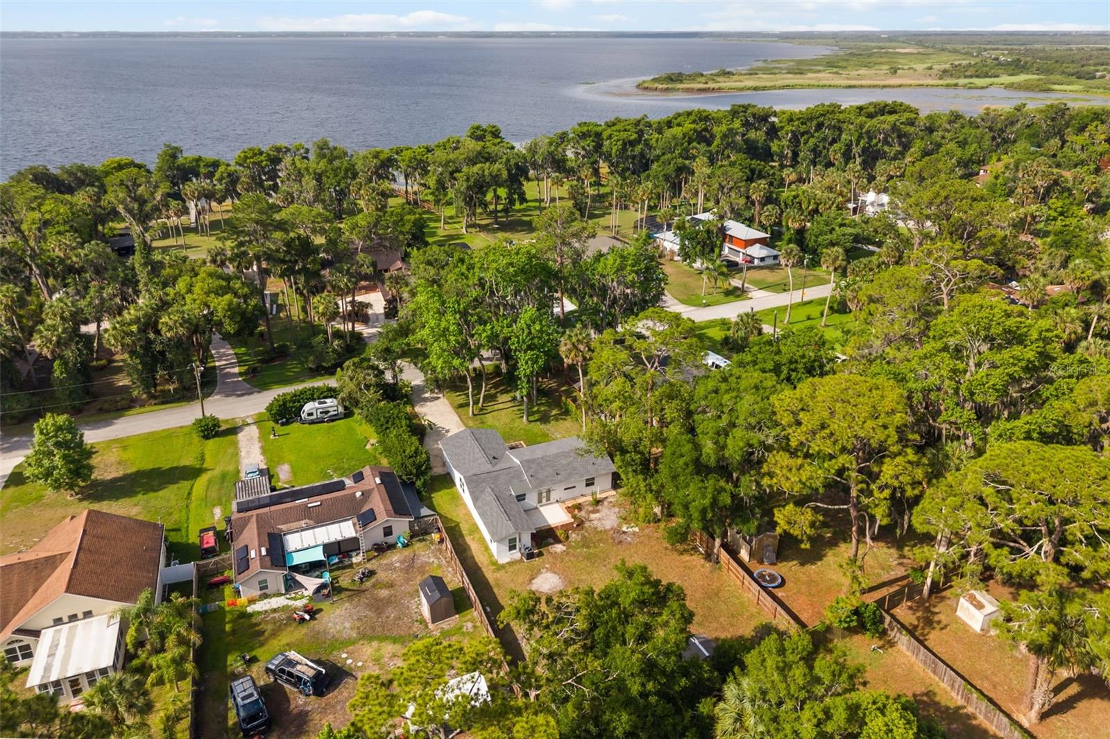 FLORIDA LAKE PARK PROP INC - Residential