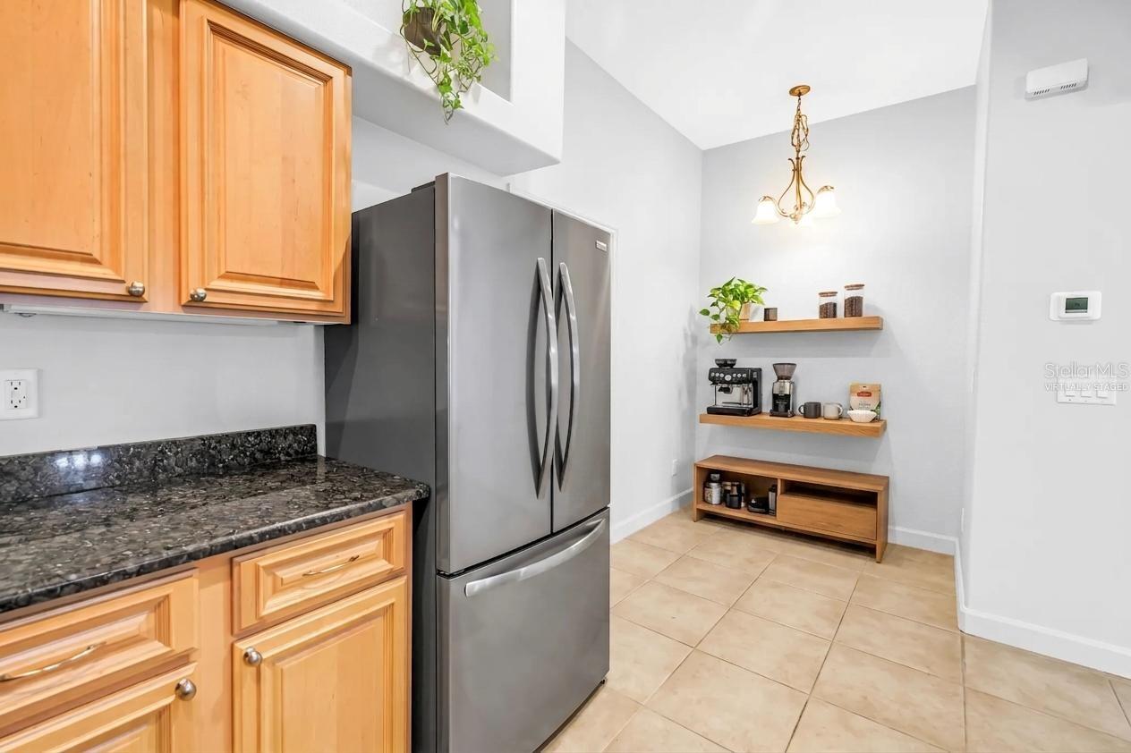 ESTANCIA PLACE TWNHMS - Residential