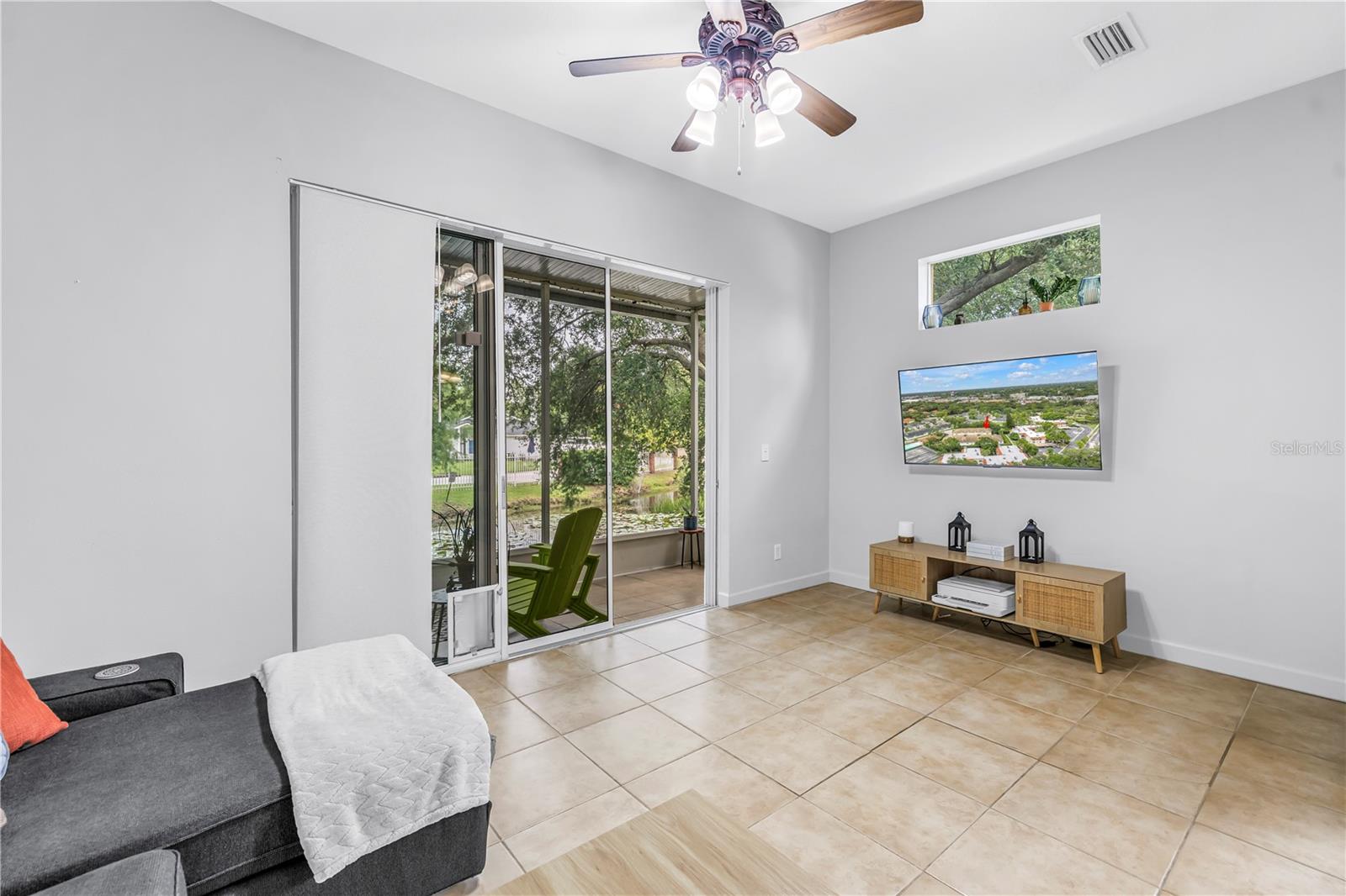 ESTANCIA PLACE TWNHMS - Residential