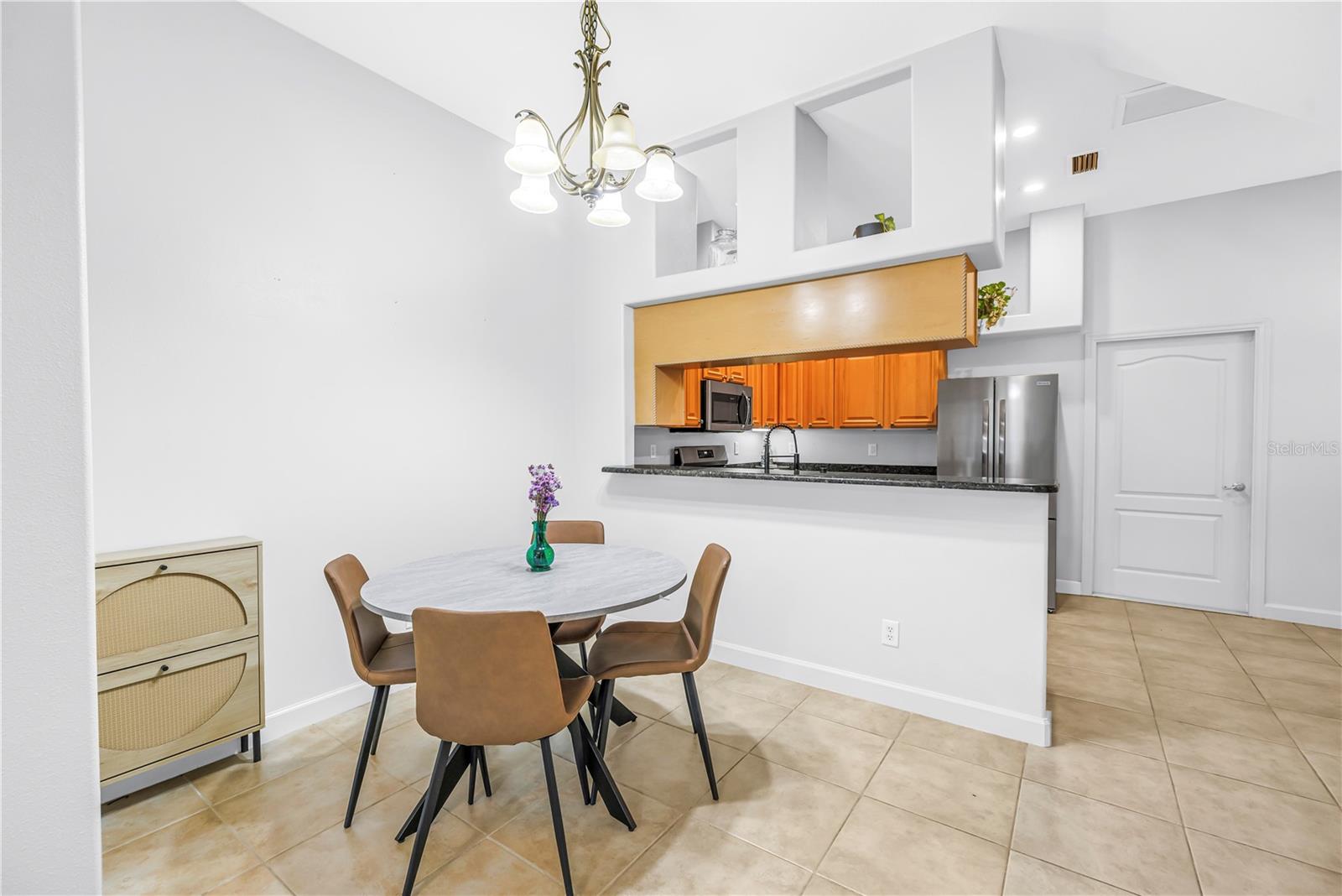 ESTANCIA PLACE TWNHMS - Residential