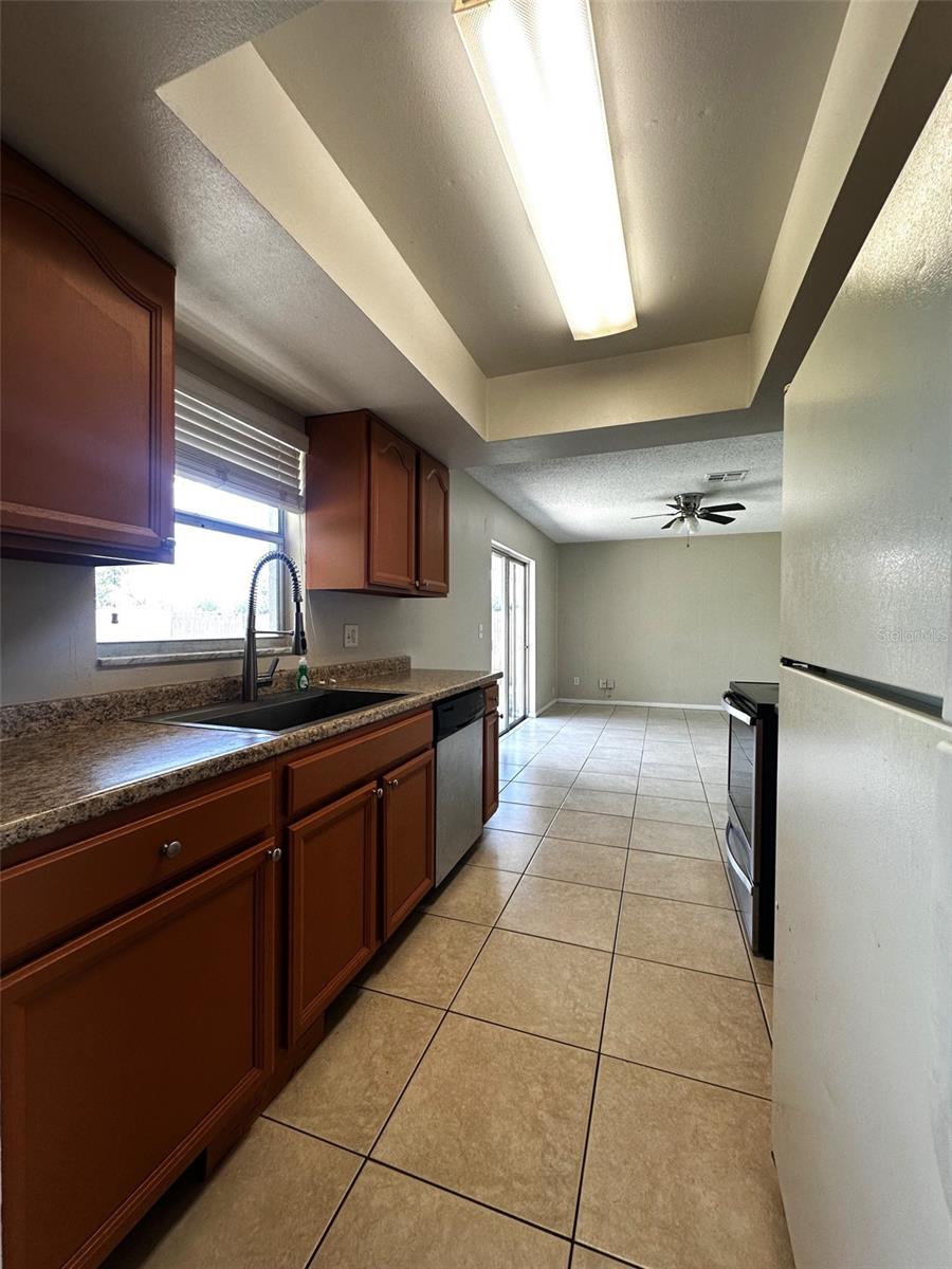 AMERICAN HERITAGE ESTATES - Residential