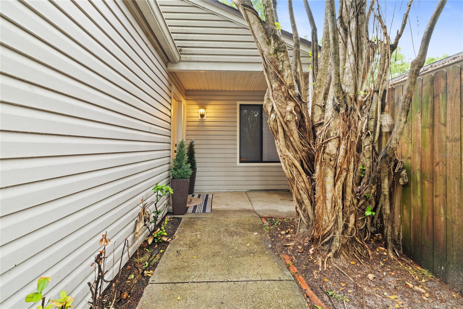 HIGHLAND VILLAGE 1 - Residential