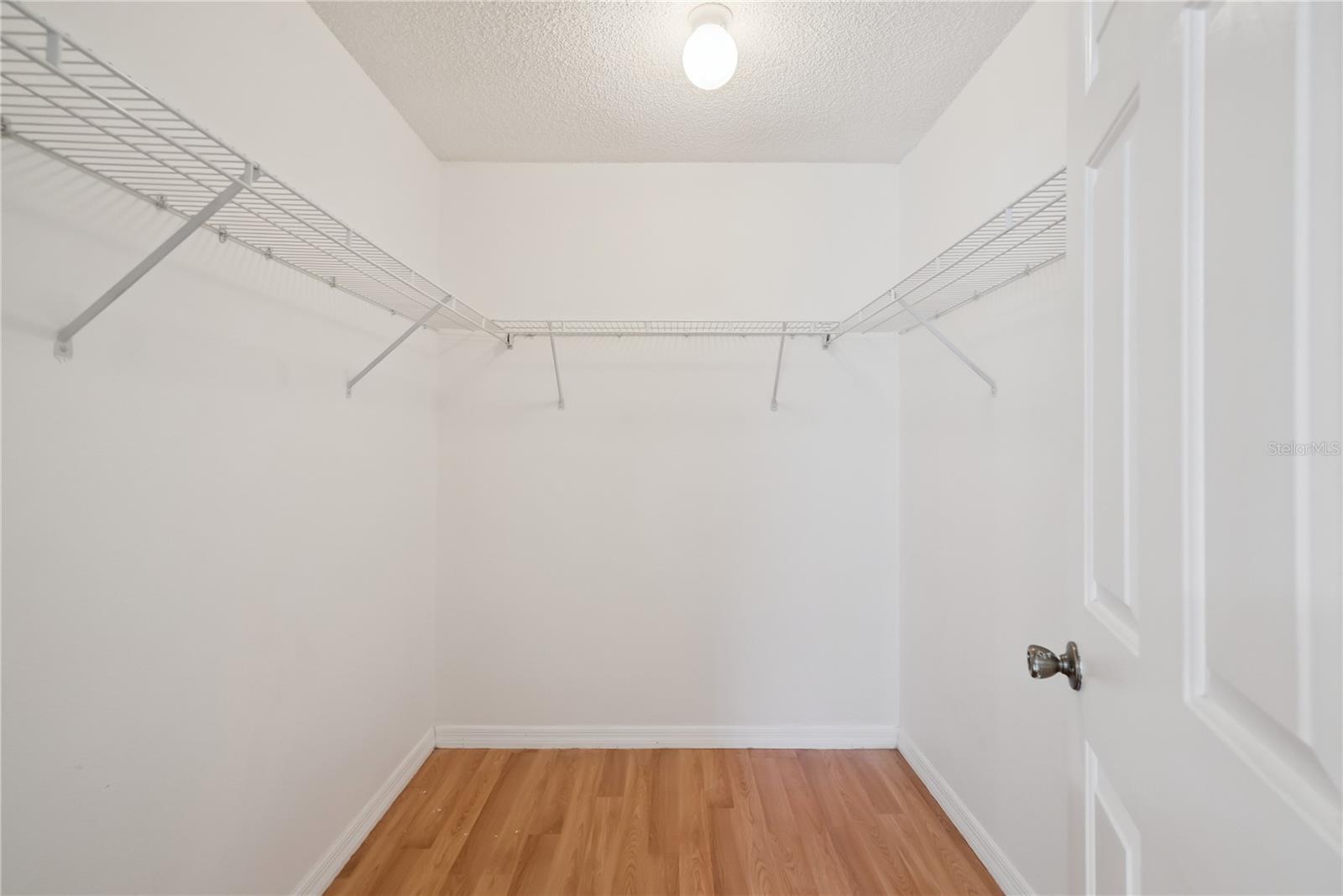 AUTUMN WOODS UNIT 01 - Residential